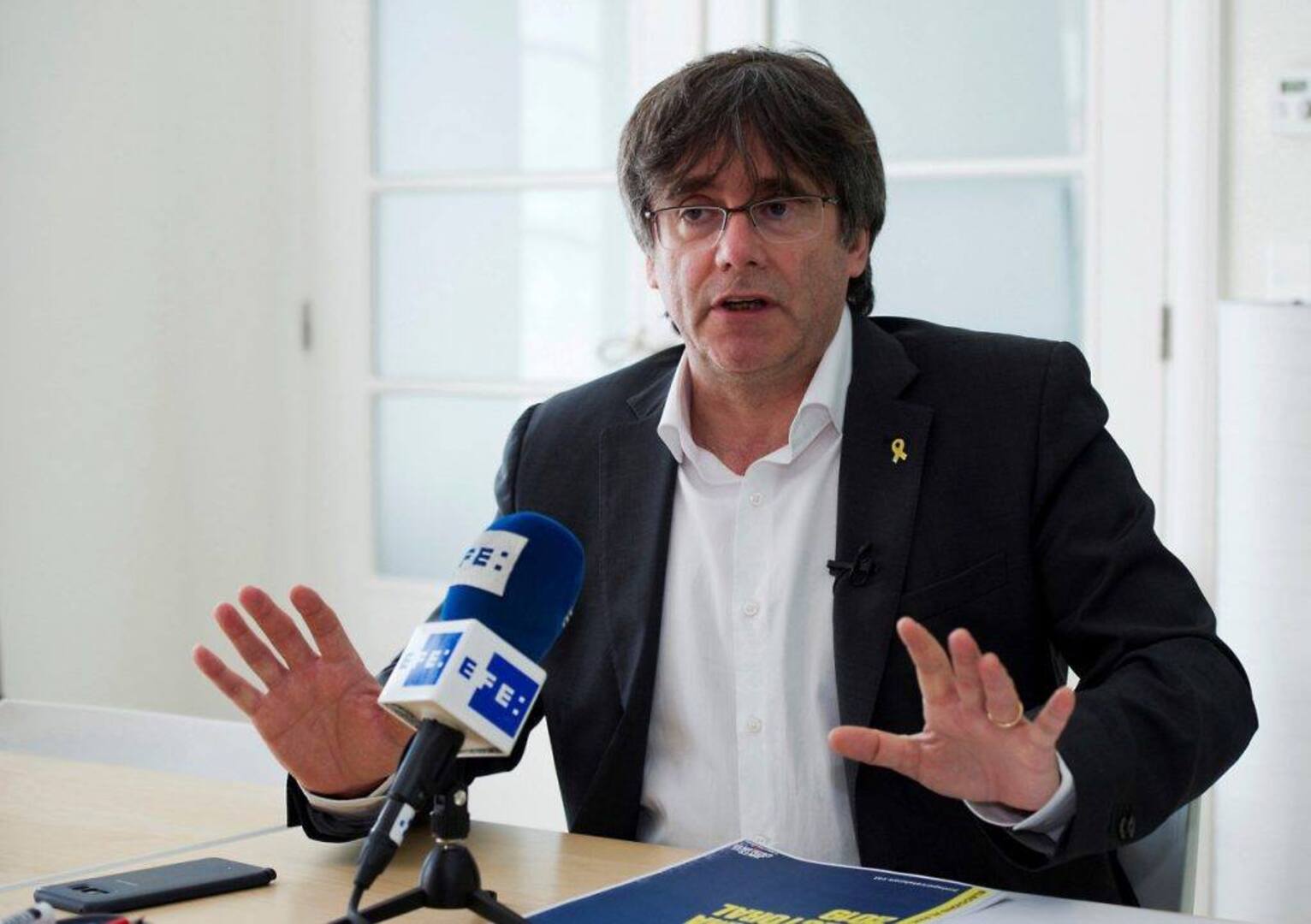 Puigdemont prijeti zaokretom i svrgavanjem premijera Španije - slika 1